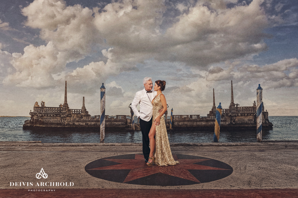vizcaya museum and gardens engagement photo Session Deivis Archbold Photography Miami Florida